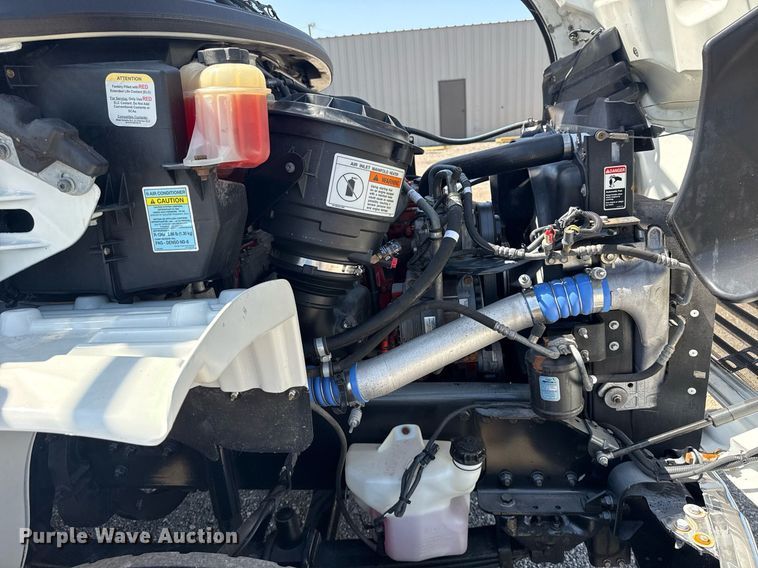 image for item EG5948 2013 Freightliner Business Class M2 digger derrick truck