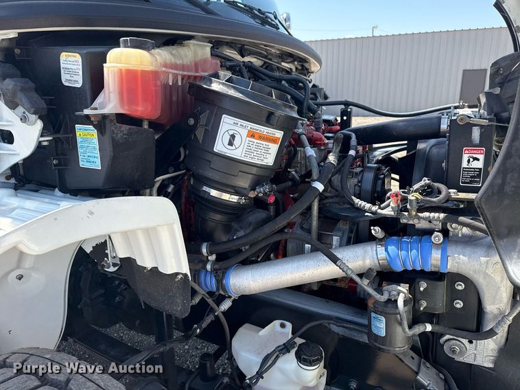 image for item EG5948 2013 Freightliner Business Class M2 digger derrick truck