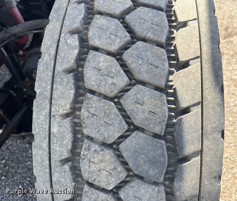 image for item EG5948 2013 Freightliner Business Class M2 digger derrick truck