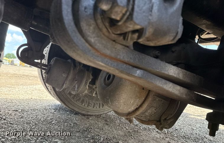 image for item EG5950 2015 Freightliner 114SD vacuum truck