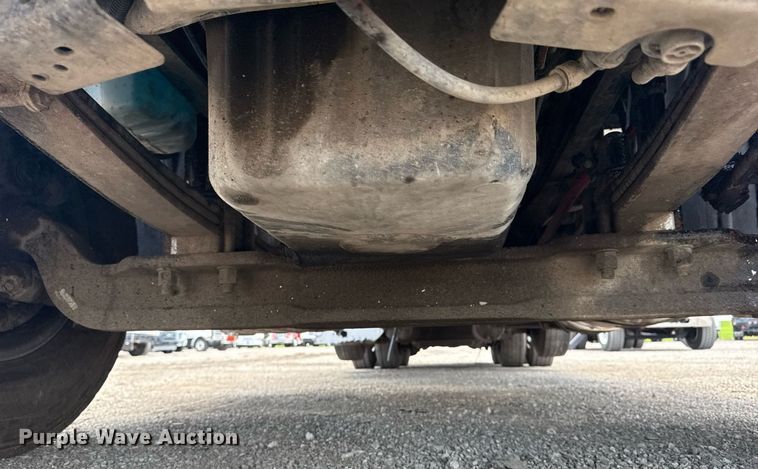 image for item EG5950 2015 Freightliner 114SD vacuum truck