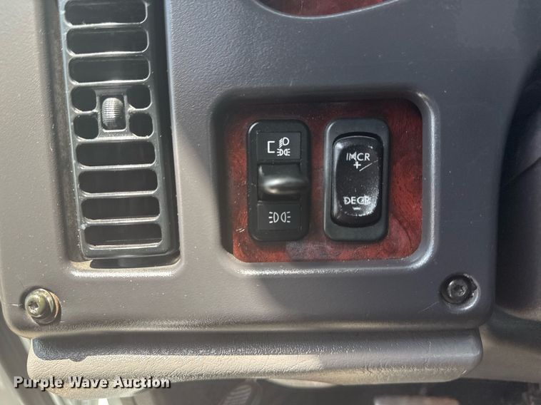 image for item EG5950 2015 Freightliner 114SD vacuum truck