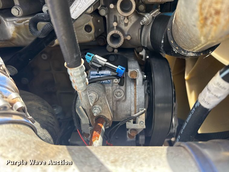 image for item EG5950 2015 Freightliner 114SD vacuum truck