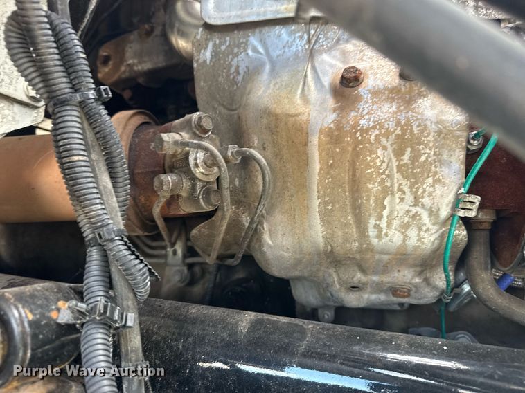 image for item EG5950 2015 Freightliner 114SD vacuum truck