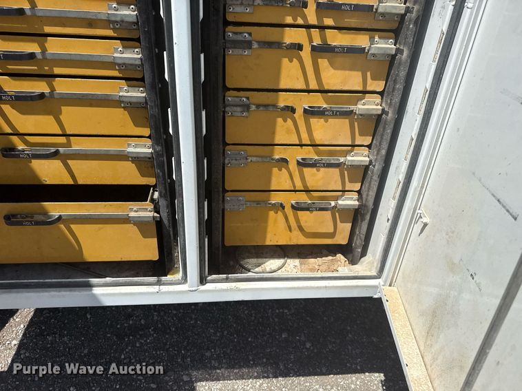 image for item EG5952 2019 Peterbilt 337 crane truck