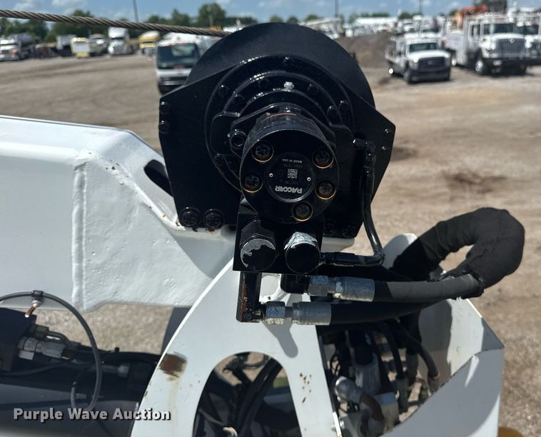 image for item EG5952 2019 Peterbilt 337 crane truck