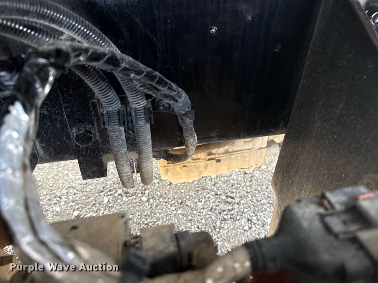 image for item EG5952 2019 Peterbilt 337 crane truck