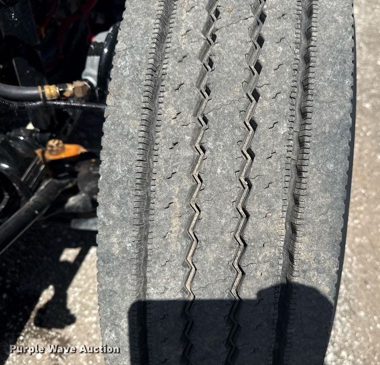 image for item EG5952 2019 Peterbilt 337 crane truck