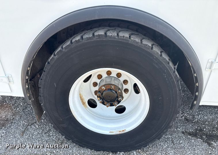 image for item EG5952 2019 Peterbilt 337 crane truck