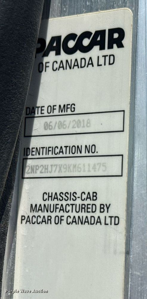 image for item EG5952 2019 Peterbilt 337 crane truck