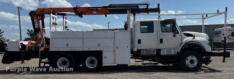 image for item EG5953 2012 International 7600 Crew Cab crane truck