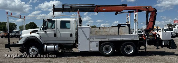 image for item EG5953 2012 International 7600 Crew Cab crane truck