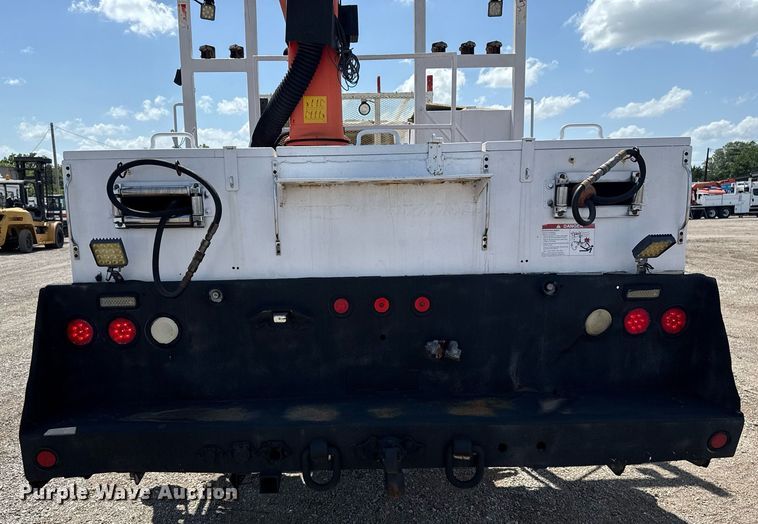 image for item EG5953 2012 International 7600 Crew Cab crane truck