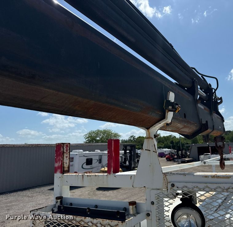 image for item EG5953 2012 International 7600 Crew Cab crane truck