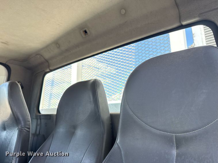 image for item EG5953 2012 International 7600 Crew Cab crane truck