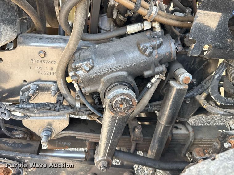 image for item EG5953 2012 International 7600 Crew Cab crane truck