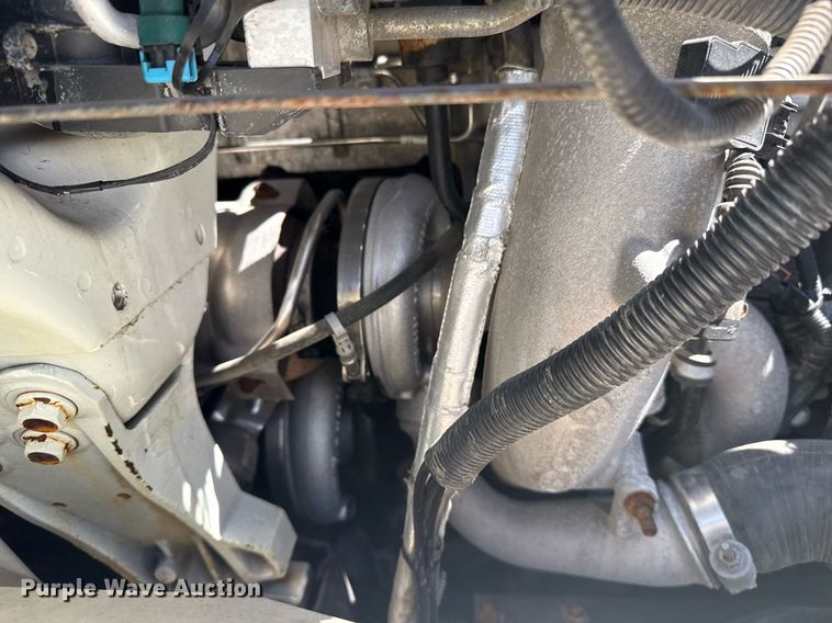 image for item EG5953 2012 International 7600 Crew Cab crane truck