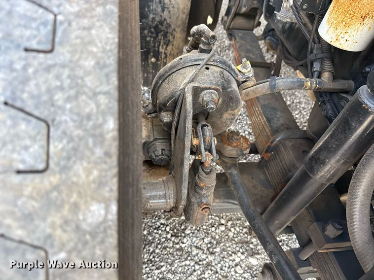 image for item EG5953 2012 International 7600 Crew Cab crane truck