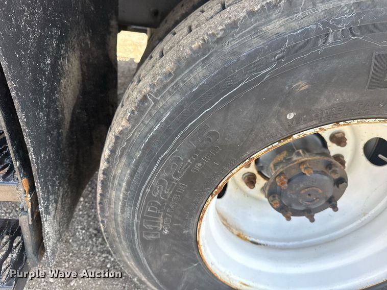 image for item EG5953 2012 International 7600 Crew Cab crane truck