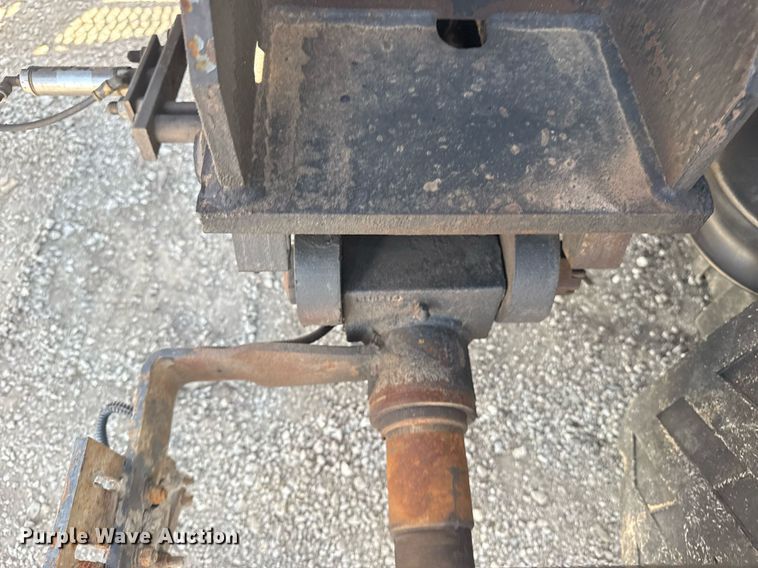 image for item EG5953 2012 International 7600 Crew Cab crane truck