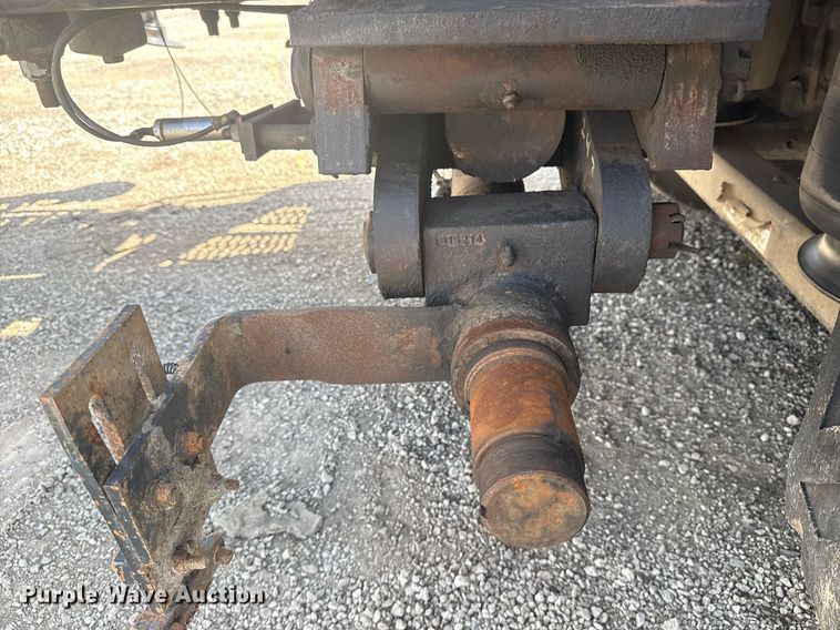 image for item EG5953 2012 International 7600 Crew Cab crane truck