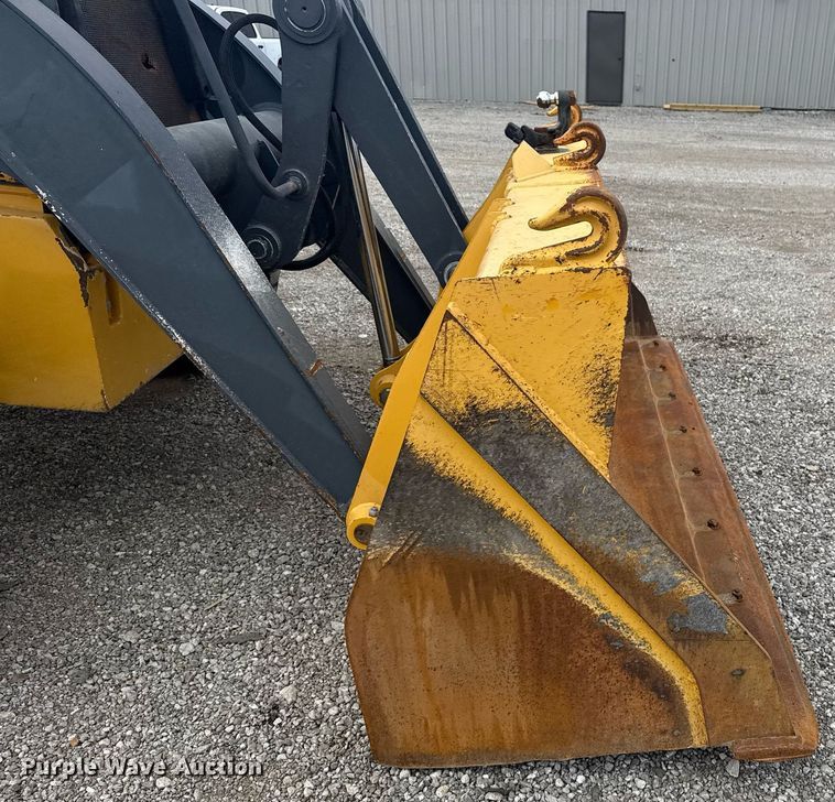 image for item EG5971 2015 John Deere 410K backhoe