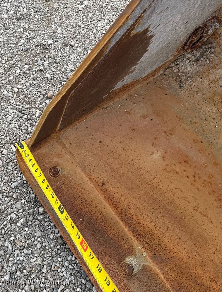 image for item EG5971 2015 John Deere 410K backhoe