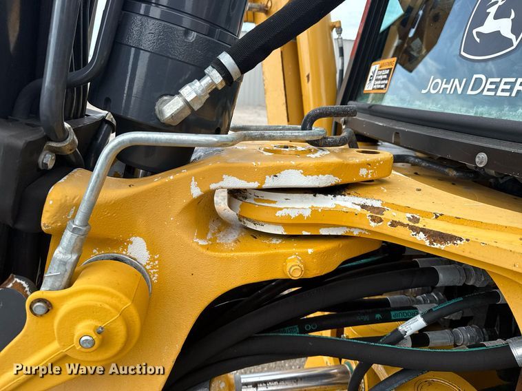 image for item EG5971 2015 John Deere 410K backhoe