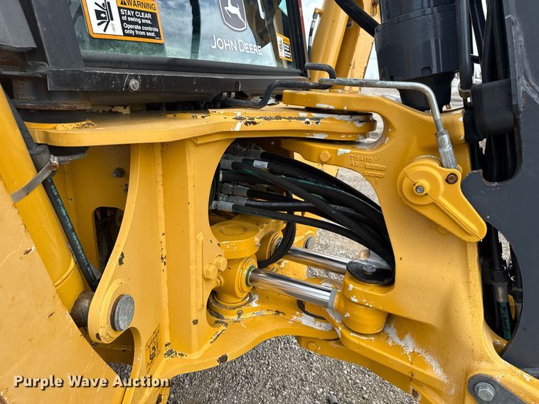 image for item EG5971 2015 John Deere 410K backhoe