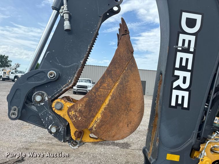 image for item EG5971 2015 John Deere 410K backhoe