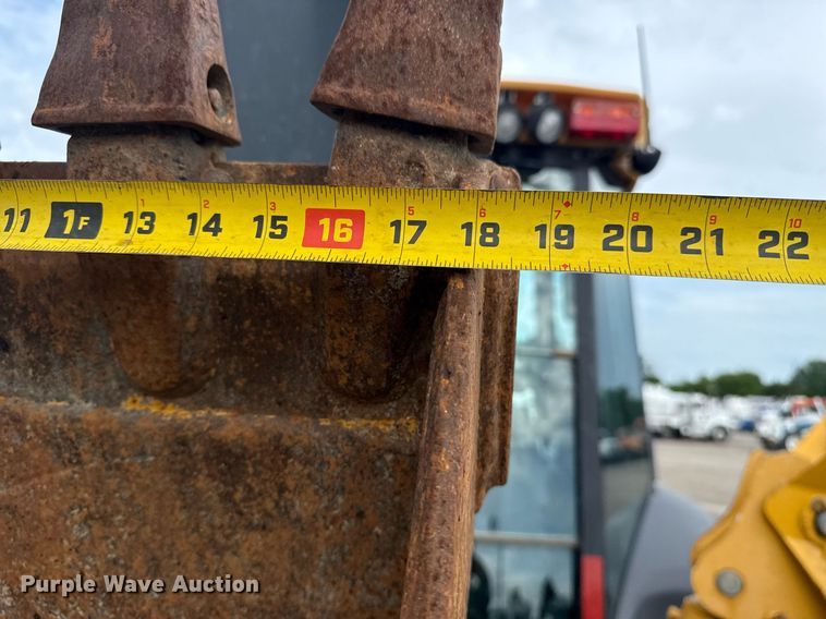 image for item EG5971 2015 John Deere 410K backhoe