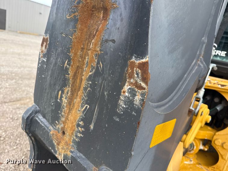 image for item EG5971 2015 John Deere 410K backhoe