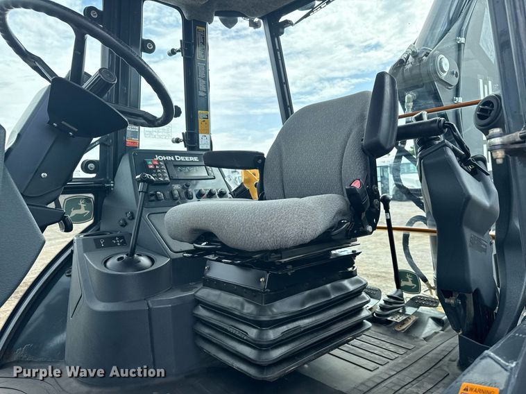 image for item EG5971 2015 John Deere 410K backhoe