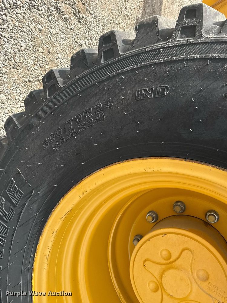 image for item EG5971 2015 John Deere 410K backhoe