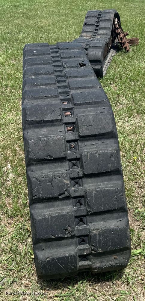 image for item EG6655 2) Caterpillar skid steer track assemblies