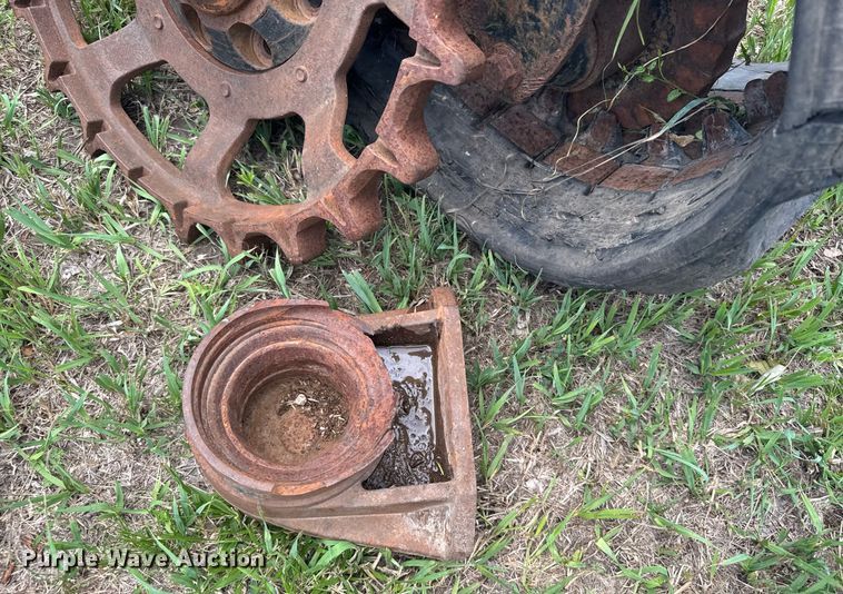 image for item EG6655 2) Caterpillar skid steer track assemblies