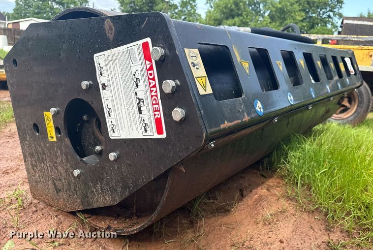 image for item EG8111 2023 Mower King SSVR72 skid steer vibratory roller