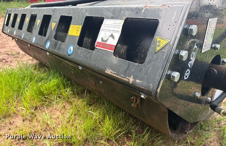 image for item EG8111 2023 Mower King SSVR72 skid steer vibratory roller