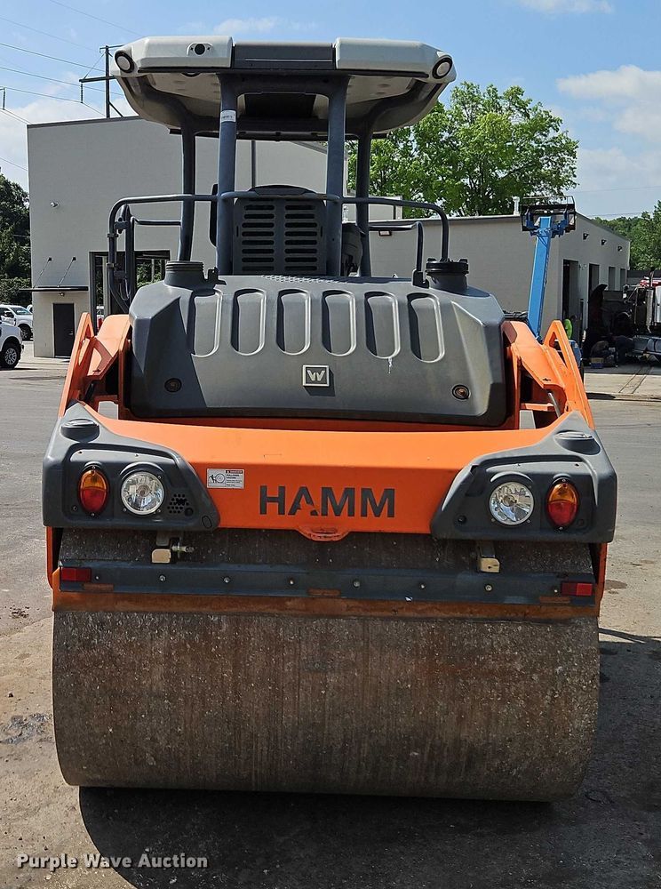 image for item EJ0133 2017 Hamm HD+ 90i VO-S double drum vibratory roller