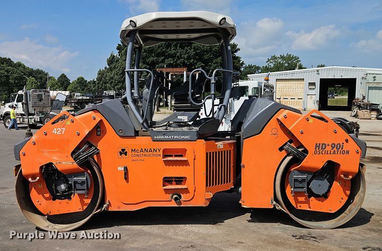 image for item EJ0133 2017 Hamm HD+ 90i VO-S double drum vibratory roller