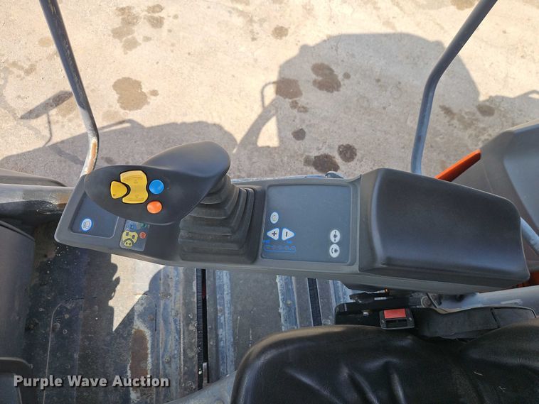 image for item EJ0133 2017 Hamm HD+ 90i VO-S double drum vibratory roller