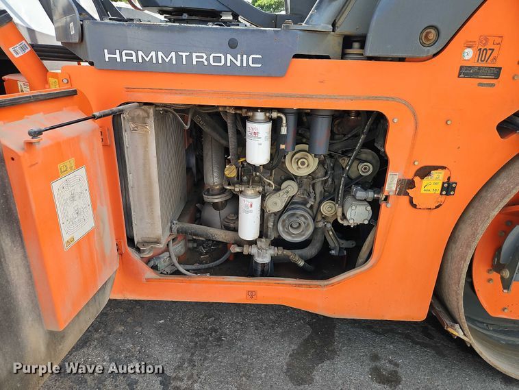 image for item EJ0133 2017 Hamm HD+ 90i VO-S double drum vibratory roller