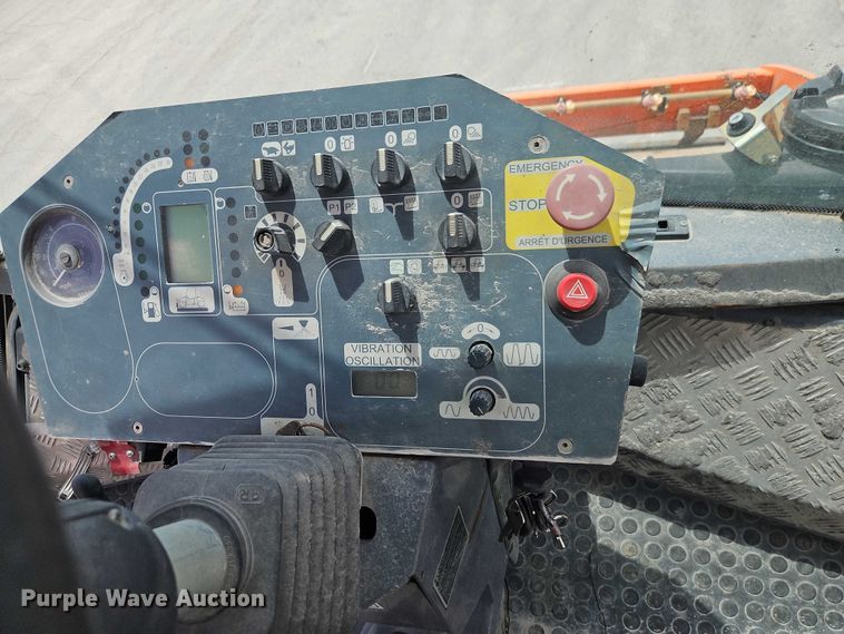 image for item EJ0134 Hamm HD70 combination roller