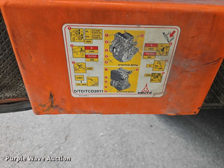 image for item EJ0134 Hamm HD70 combination roller