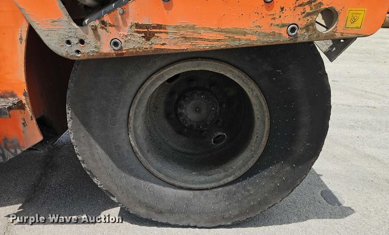 image for item EJ0134 Hamm HD70 combination roller