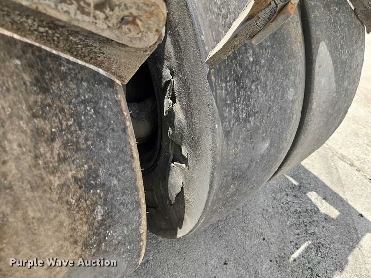 image for item EJ0134 Hamm HD70 combination roller