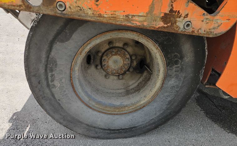 image for item EJ0134 Hamm HD70 combination roller