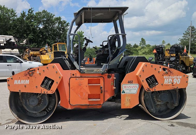 image for item EJ0136 2004 Hamm HD90 double drum vibratory roller