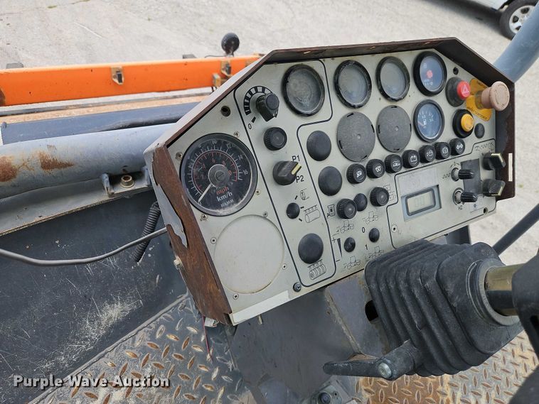 image for item EJ0136 2004 Hamm HD90 double drum vibratory roller