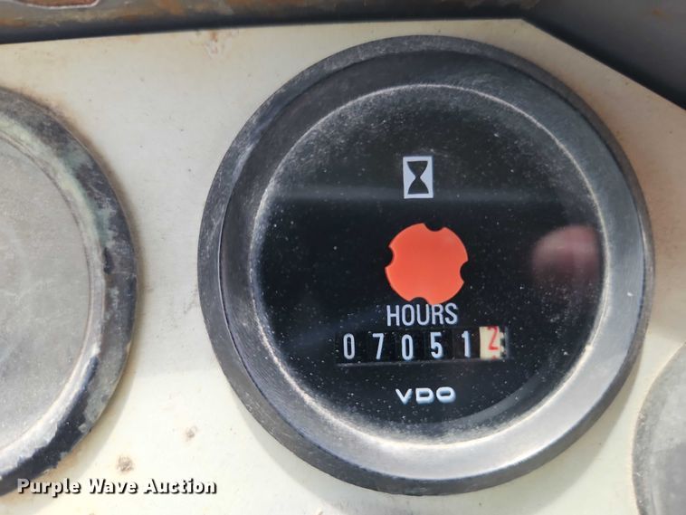 image for item EJ0136 2004 Hamm HD90 double drum vibratory roller